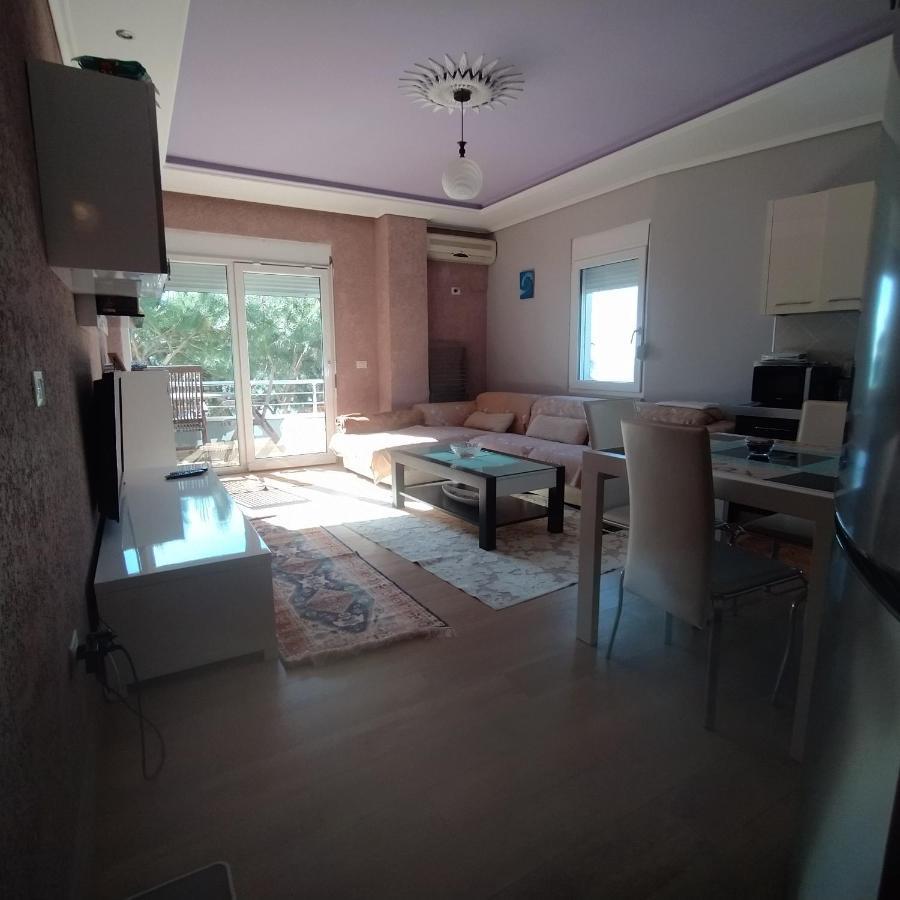 Mia'S Sea View Apartment โกเลม ภายนอก รูปภาพ