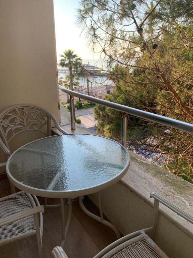 Mia'S Sea View Apartment โกเลม ภายนอก รูปภาพ